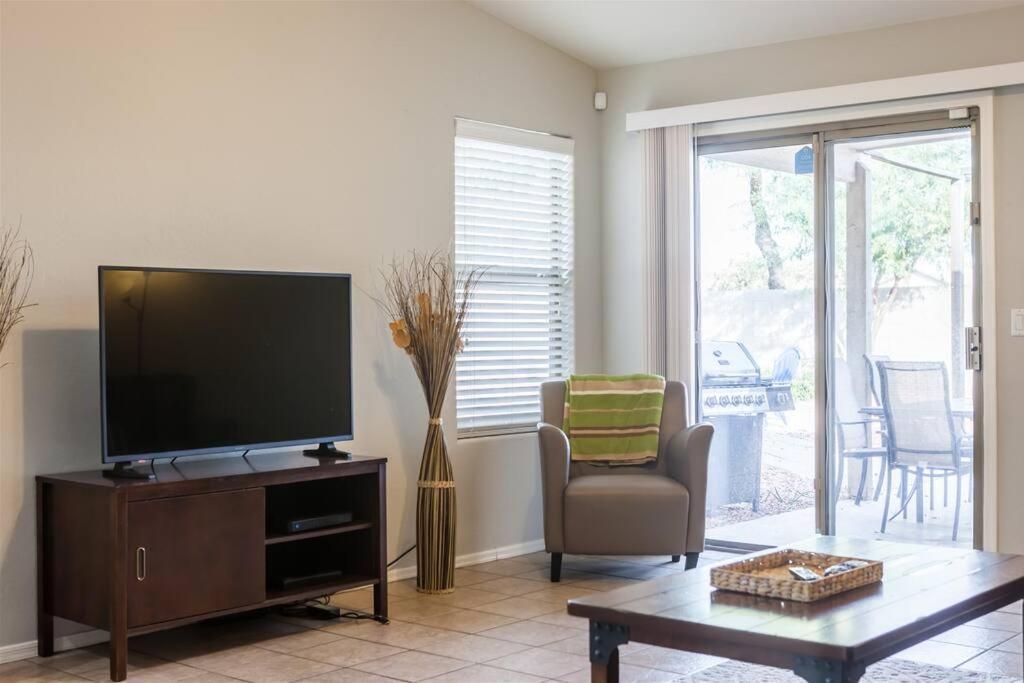 Cozy House Near Stadium With Pool Heater, Bbq Avondale Exterior foto